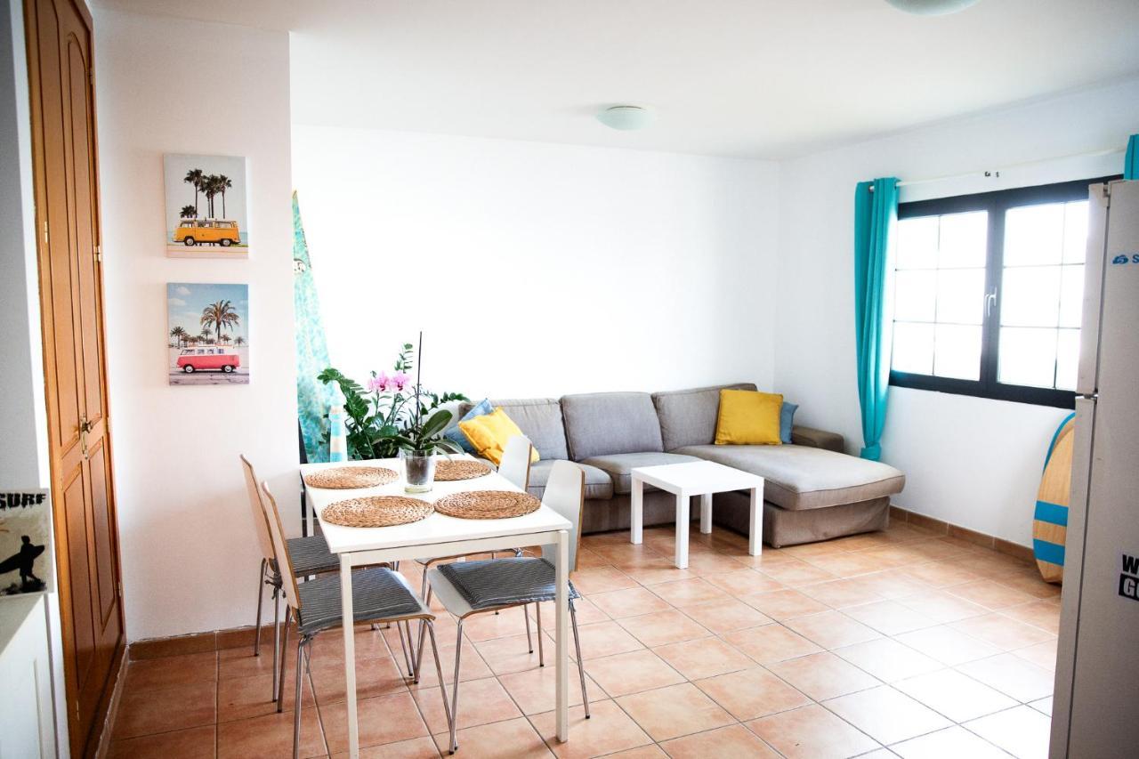 Surf Dream Surfhouse Pansiyon Corralejo Dış mekan fotoğraf